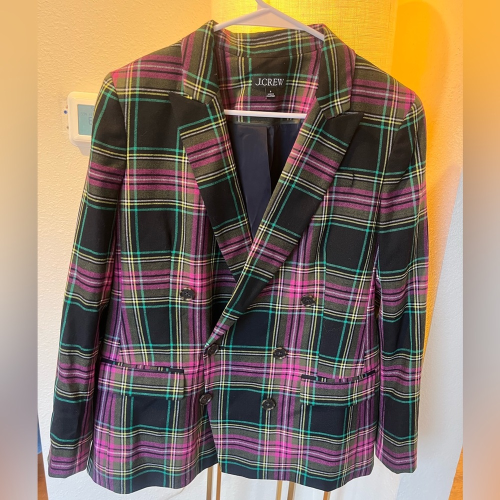 Gorgeous pink tartan blazer by J. Crew 💞